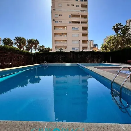 Iris Con Piscina *